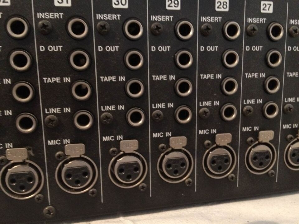 4224938.jpg 4224938.jpg