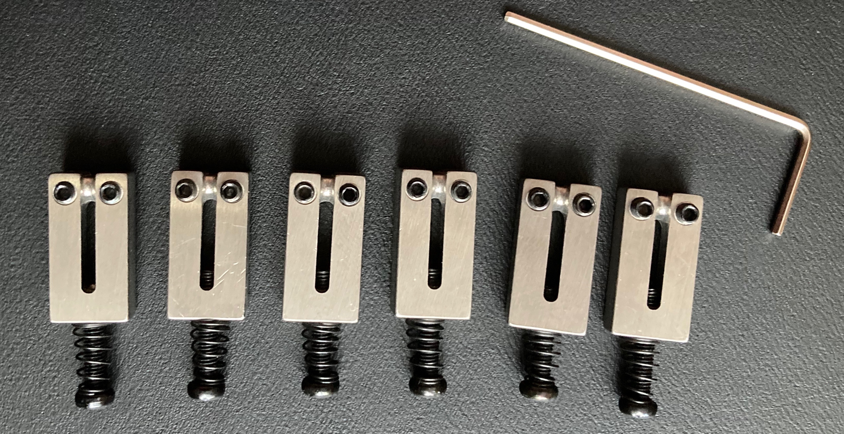 Vends pontets acier pour chevalet Fender (Strat, Tele) Goldö TV15C