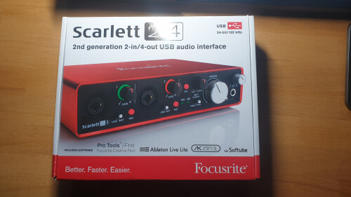 Focusrite Scarlett 2i4 (35449)