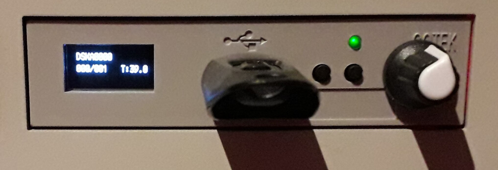 4230023.jpg 4230023.jpg