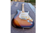 Vends Stratocaster Fender Classic Player 50 3TSB sunburst