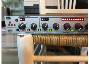 dbx 166XS (55059)