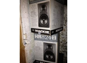 Mackie [HR Series] HR824