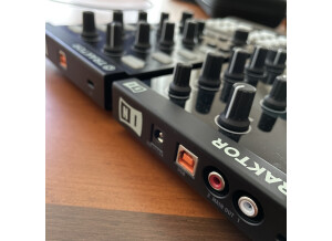 Native Instruments Traktor Kontrol Z1 (76518)