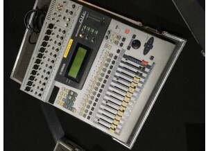 Yamaha 01V (41688)