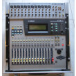 A vendre console Yamaha 01v avec Slot Yamaha MY4-DA (sortie 4 pistes analogiques).
