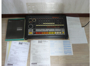 Roland TR-808 (88953)