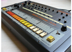 Roland TR-808 (6954)