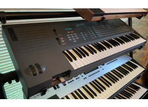 E-MU Emax (18546)