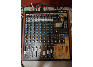 Tascam Model 12 (56140)