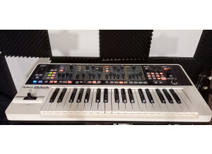 Roland GAIA SH-01 (61672)