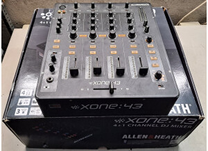 Allen & Heath Xone 43