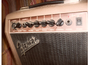 Fender Acoustasonic 15 (42673)
