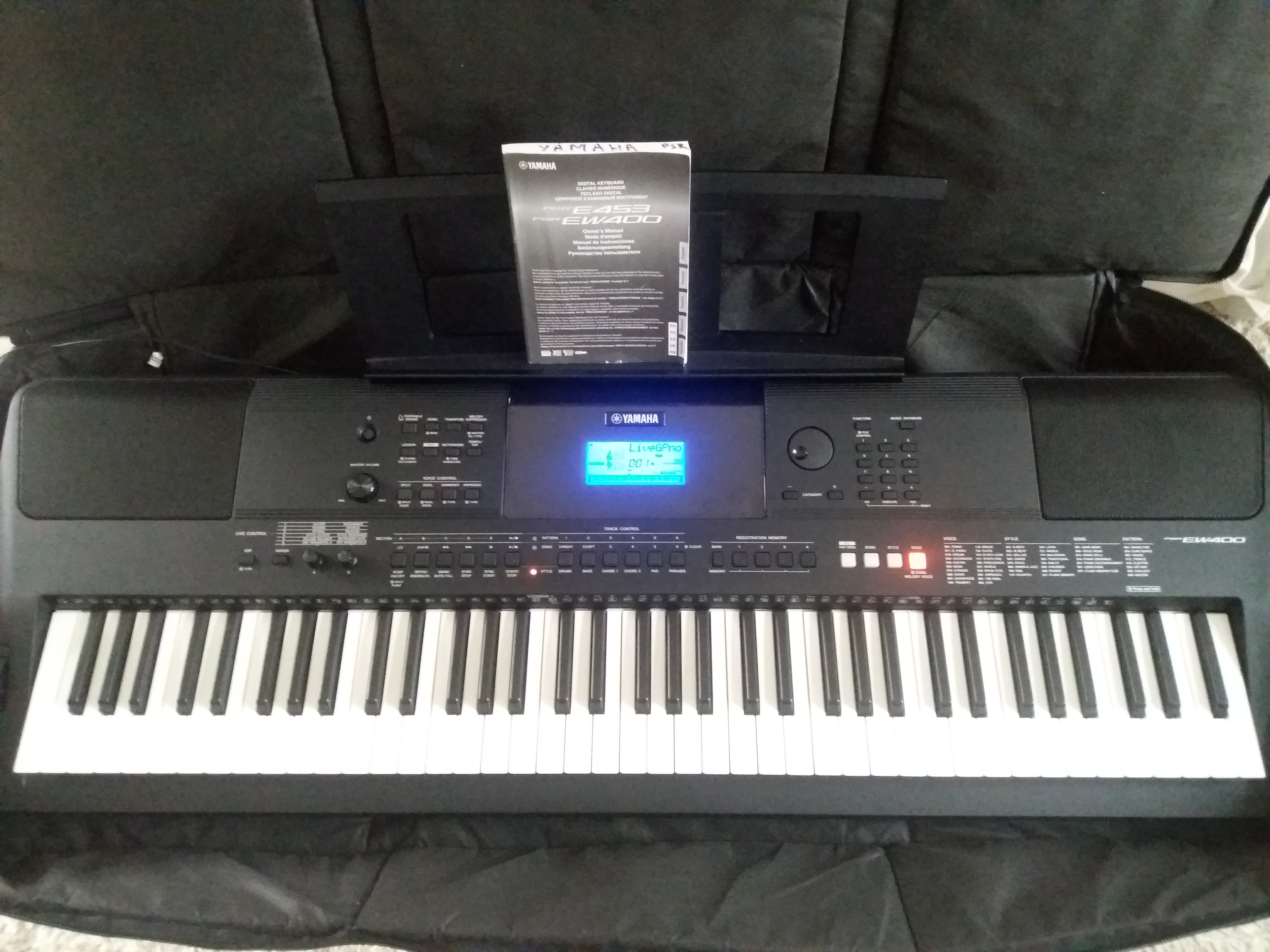 Yamaha PSR-EW400