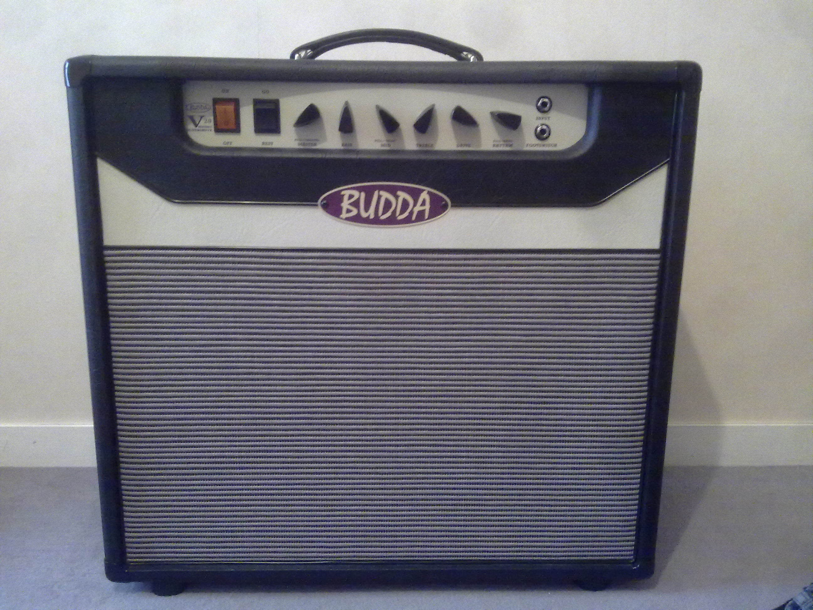 Budda Superdrive V20 1x12 Combo