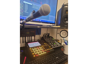 Behringer VC340 (62045)