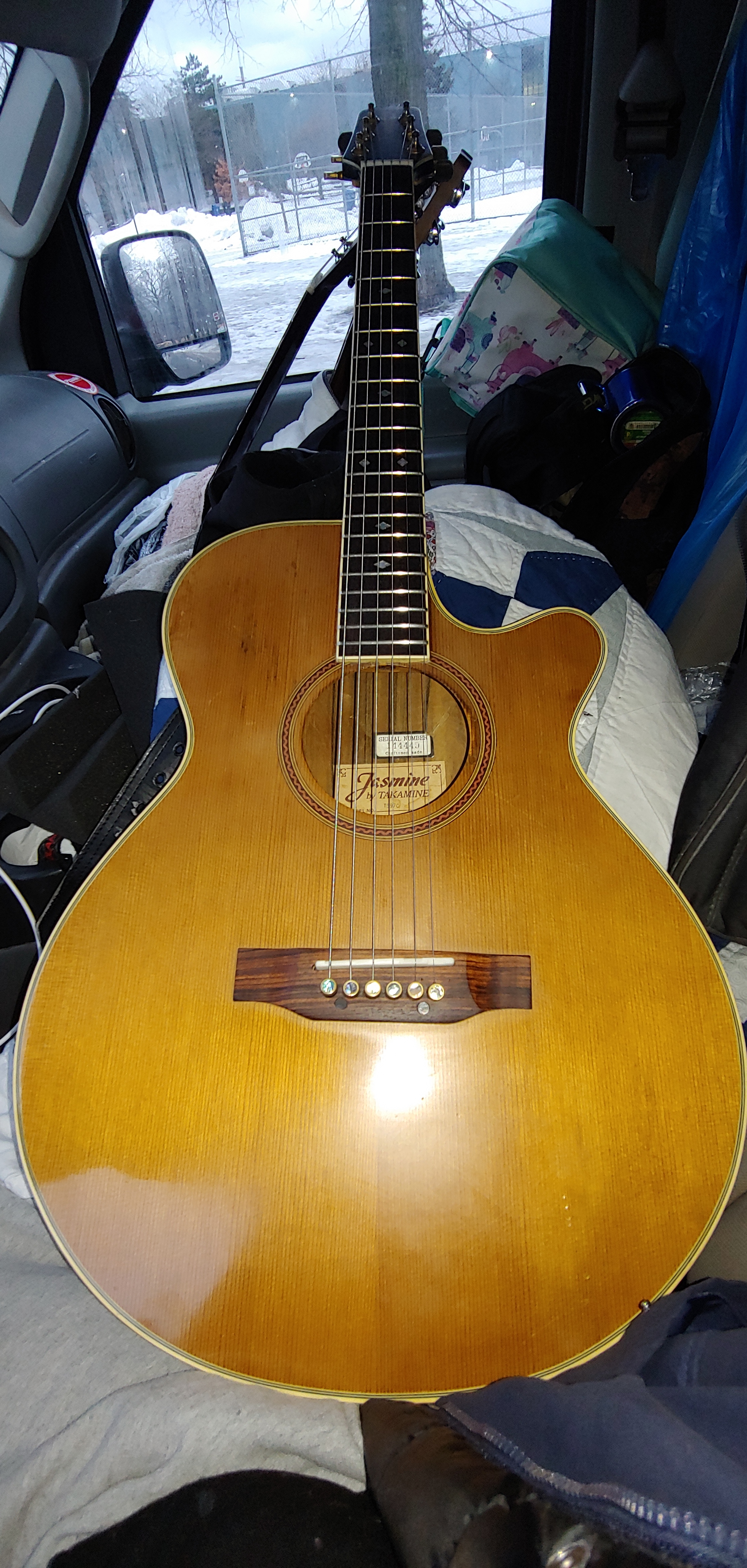Takamine TS97C