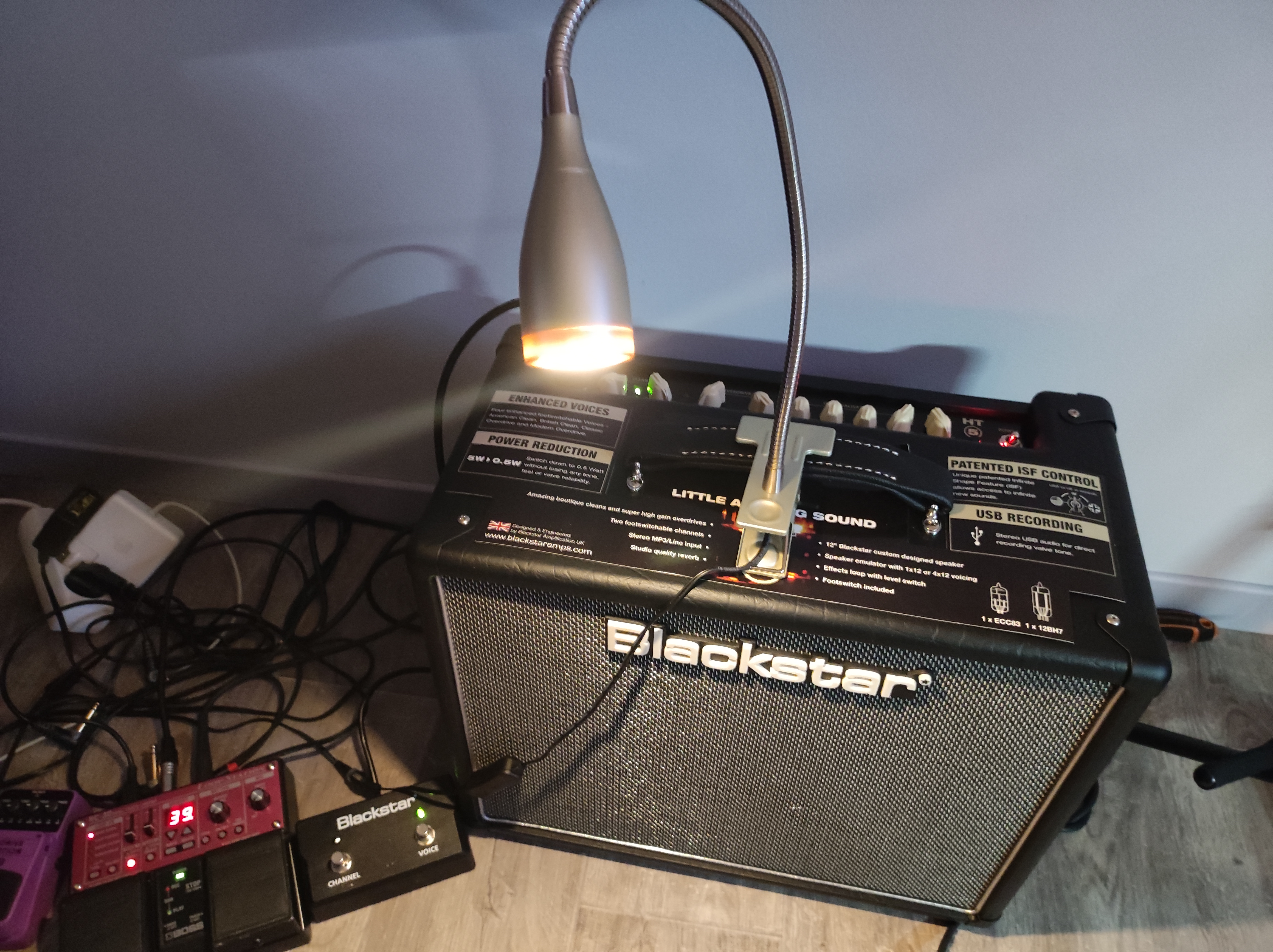 Blackstar Amplification HT-5R