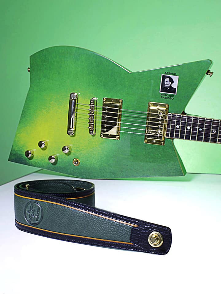 4303745.jpg 4303745.jpg