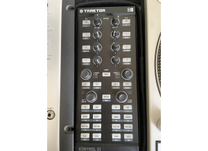 Native Instruments Traktor Kontrol X1 (10259)