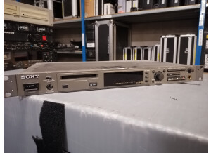 Sony MDS-E12