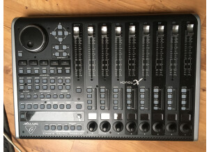 Behringer X-Touch (4716)