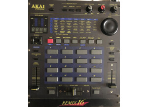 Akai Professional REMIX 16 (70977)