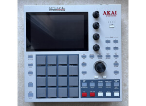 Akai Professional MPC One Retro (63189)
