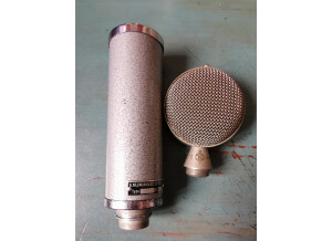 Neumann cmv 563 (33586)
