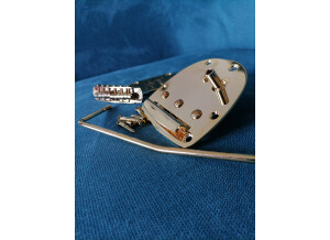 Fender Mustang / Jaguar / Jazzmaster Chevalet / Bridge (11461)