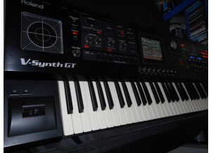 Roland V-Synth GT (10880)