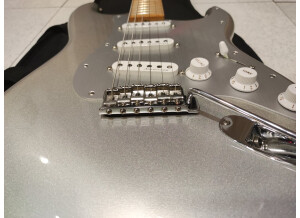 Fender H.E.R Stratocaster (92124)