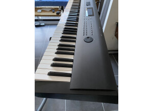 Roland D-70 (51222)