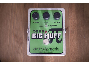 Electro-Harmonix Bass Big Muff Pi (82486)