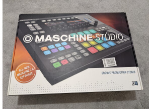 Native Instruments Maschine Studio (45317)