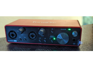 Focusrite Scarlett 2i2 G3 (89791)