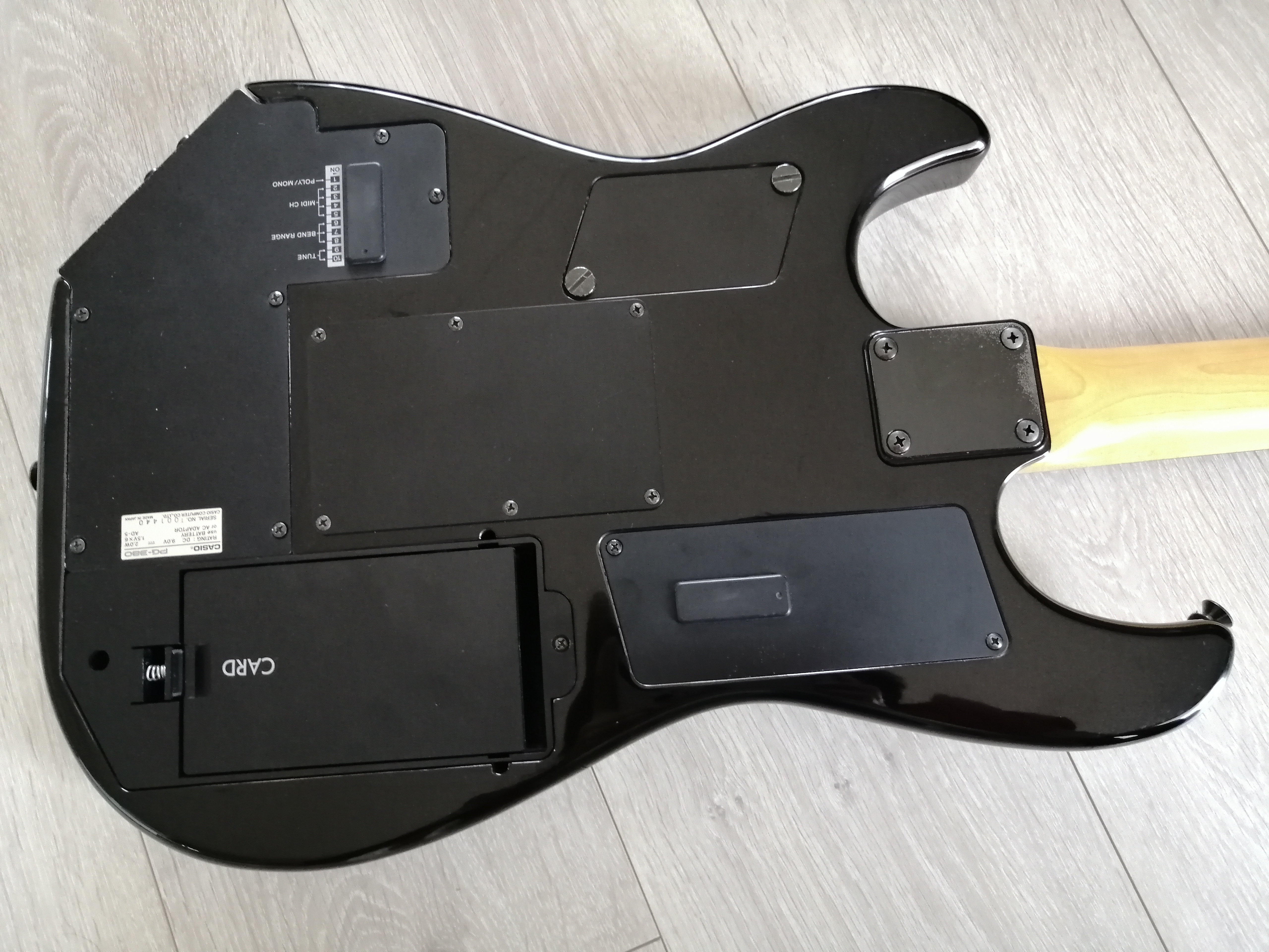 Casio PG-380 MIDI Guitar (21831)