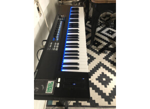 Native Instruments Komplete Kontrol S61 (3750)