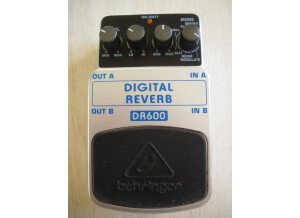 Behringer Digital Reverb DR600