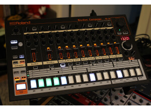 Roland TR-8 (24738)