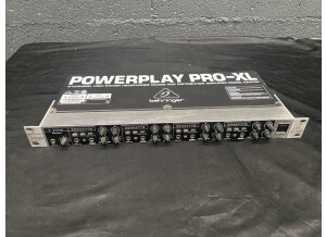 Behringer Powerplay Pro-XL HA4700 (94317)
