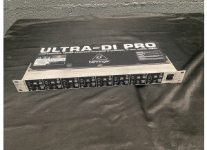 Behringer Ultra-DI Pro DI800 (92468)