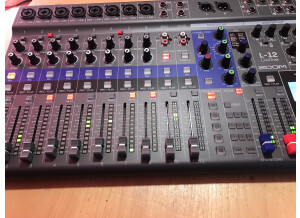 Zoom LiveTrak L-12 (16045)