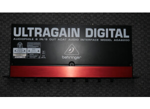 Behringer Ultragain Digital ADA8200 (41648)