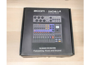 Zoom LiveTrak L-8 (3805)