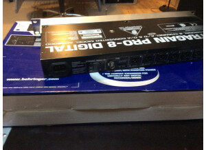Behringer Ultragain Pro-8 Digital ADA8000 (1221)