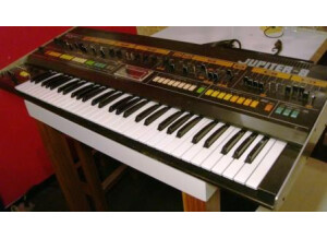 Roland Jupiter-8 (87901)