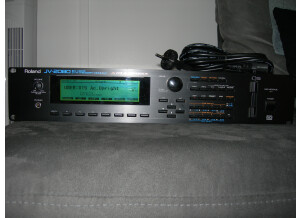 Roland JV-2080 (51661)