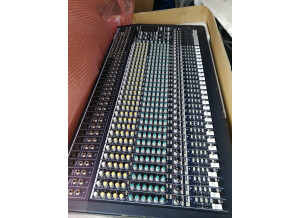 Behringer Eurodesk MX3282A (25770)