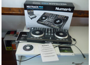 Numark Mixtrack Pro (61429)